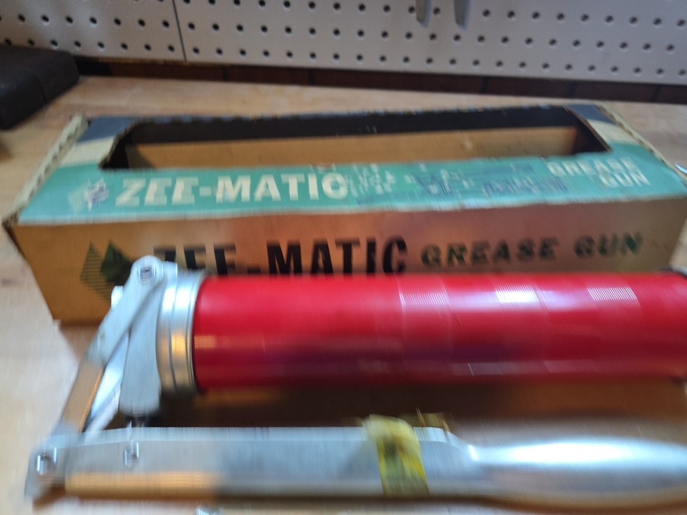 Zee-matic Grease Gun