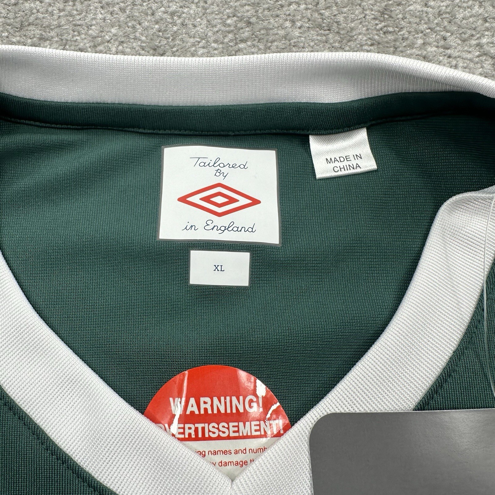 Umbro Men’s Winchester Soccer Jersey Size XL Forest Green