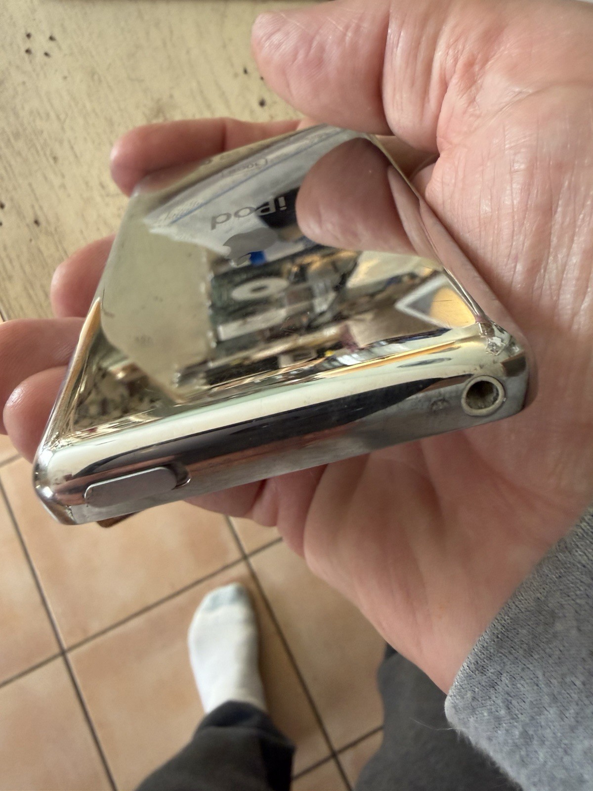 Apple iPod Classic 5th Gen Back Cover (30 GB) & Headphone Jack Assembly USED