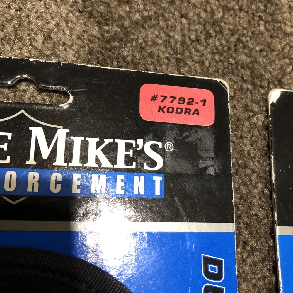Uncle Mikes 7792-1 Open Handcuff Case Duty Cuff Case NEW Two Pack