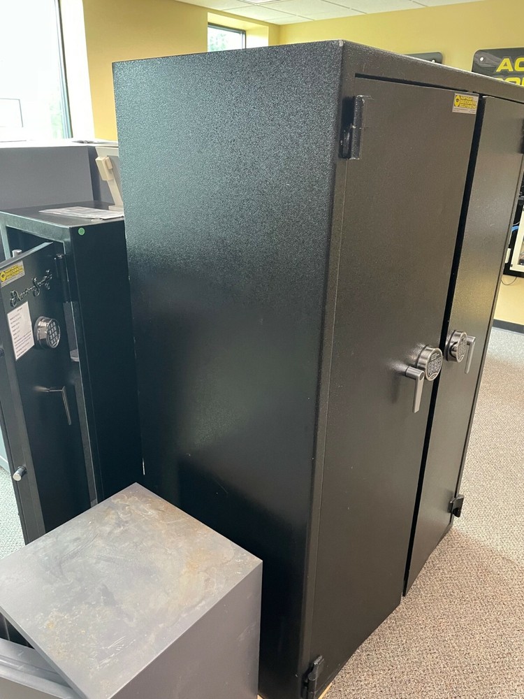 Huge Double Door Safe or Vault - Retail Inventory Control