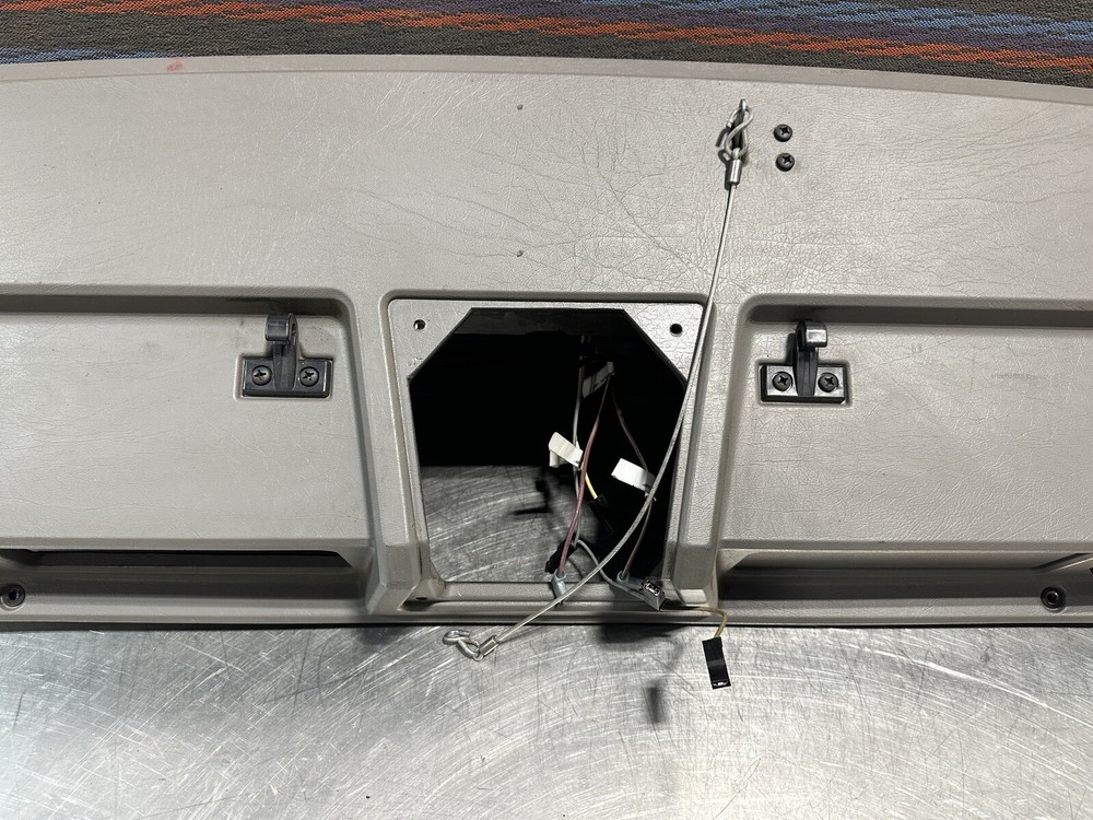 KENWORTH K367-109-5001 CONSOLE-WINDSHIELD UPPER DKSLT