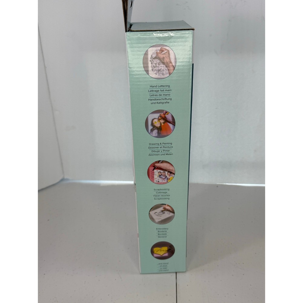 American Crafts We R Memory Keepers Basic Tool Craft Projector