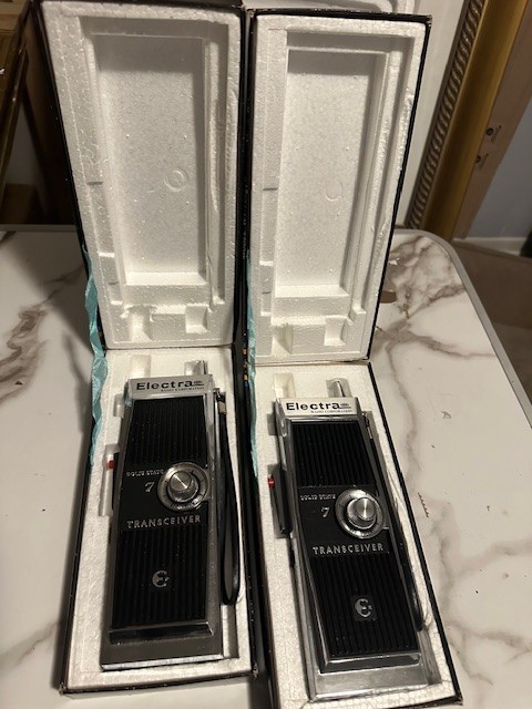 VTG - Electra Solid State 7 "Buzzer Call" Transceivers - model WT-700C/B