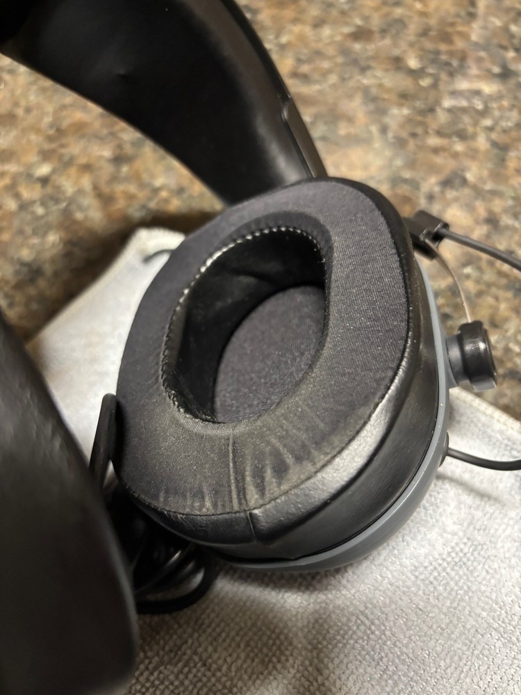 Thrustmaster T-Flight U.S. Air Force Edition Multi-Platform Gaming Headset