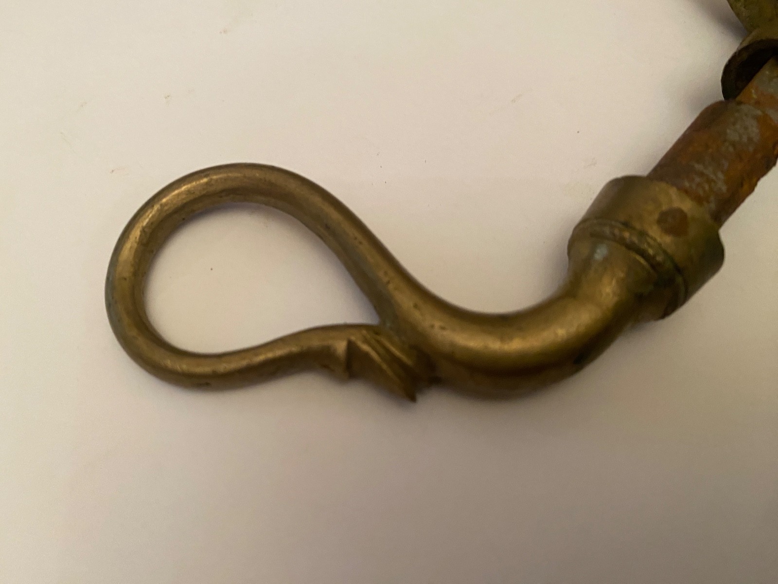 4.5"- 5" ANTIQUE BRASS DOOR KNOB WITH SWAN LEVER AND KNOB - .25" spindle.