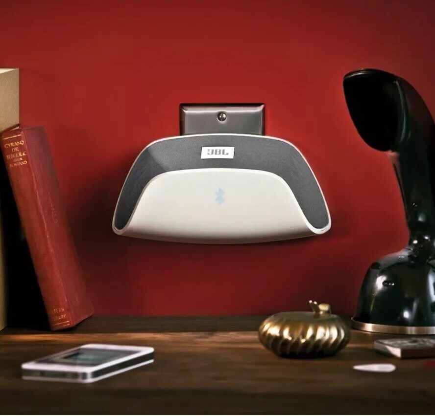 JBL Soundfly BT Bluetooth Plug-In Speaker