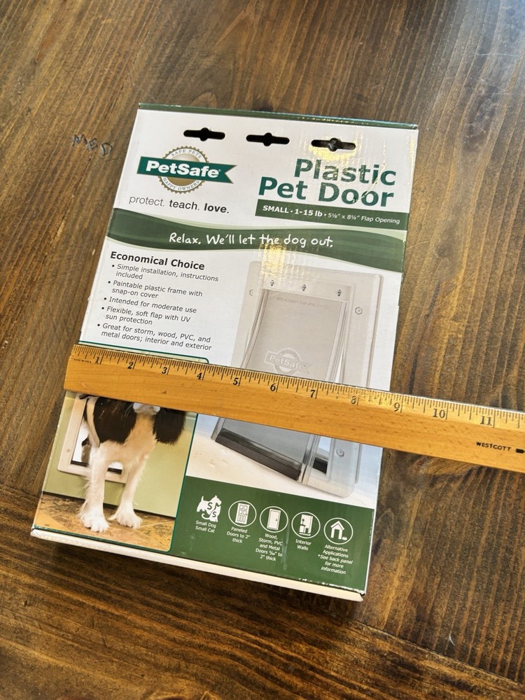 Pet Safe Plastic Pet Door, Size Small