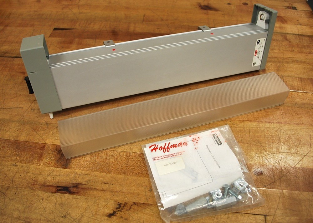 Hoffman A-LF16D18 Florescent Light Fixture - USED