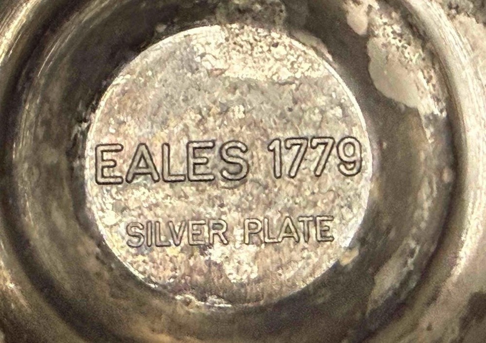 Vintage Silverplate Lion Heads Ring Handled Urn Shaped Footed Bowl