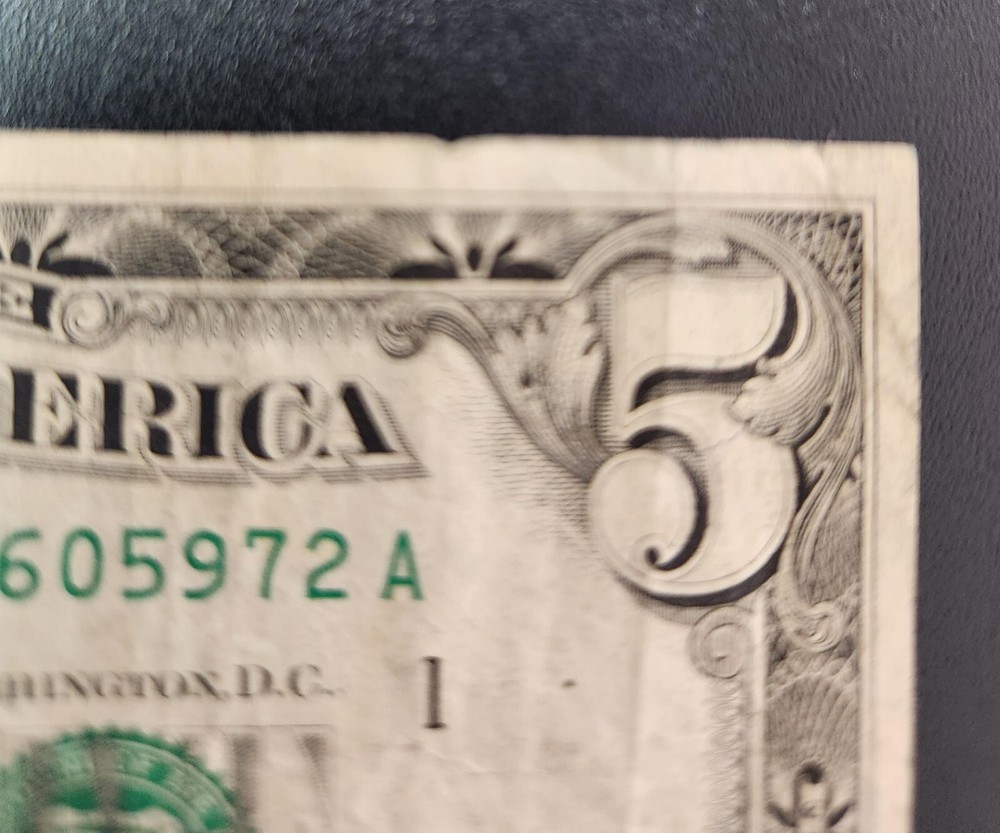 1985 5 dollar bill Miscut ERROR