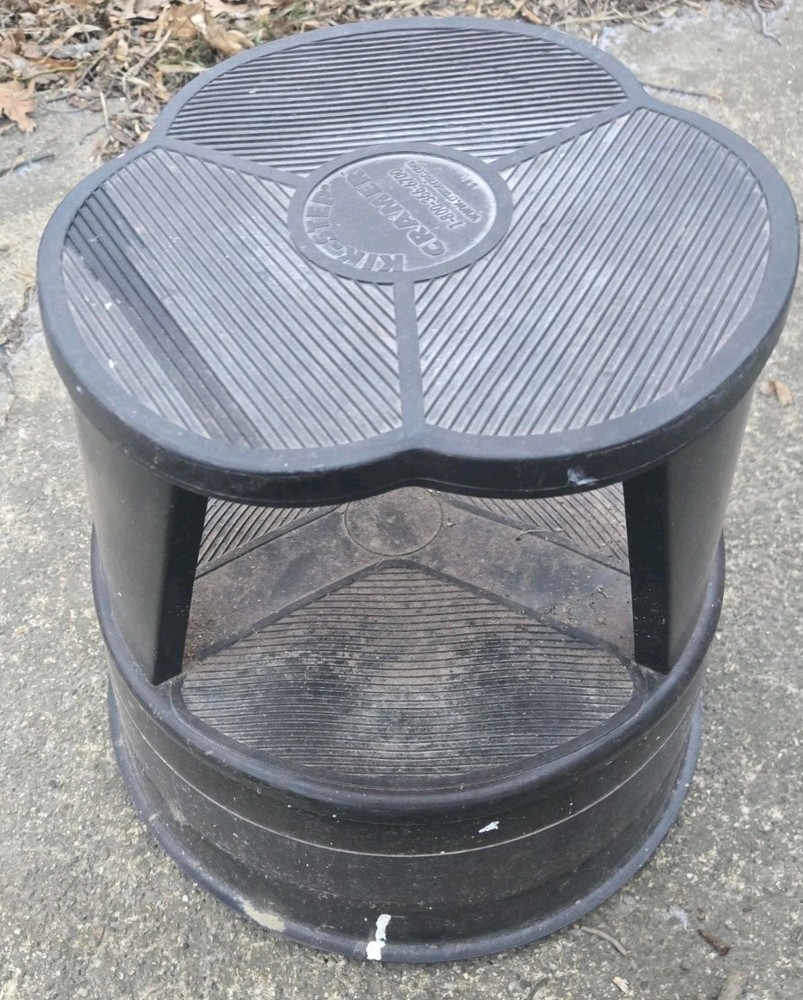 Kik-Step Cramer Steel Step Stool 350 lb Cap 16" Black