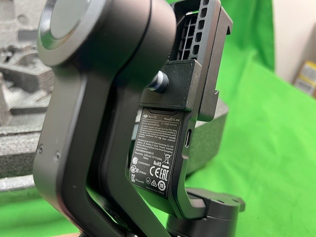 DJI Ronin-SC R18 Handheld Gimbal Stabilizer MINT (E14)