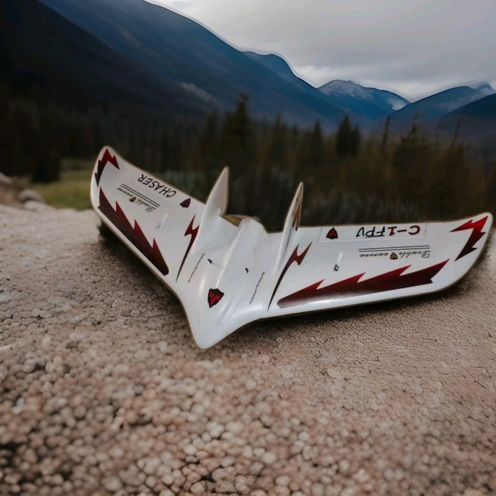 1.2M C-1 Chaser FPV Flying Wing Kit Version 