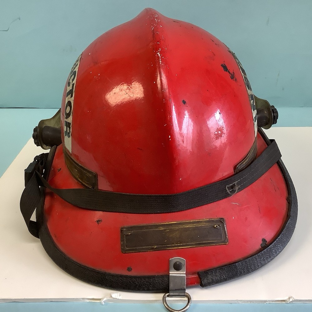 Instructor Fire Helmet Cairns & Bros. Red with Shield