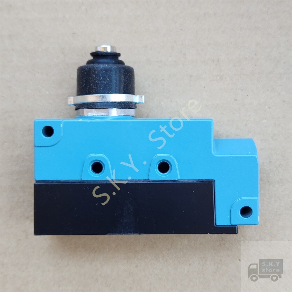 NEW BZE6-2RN LIMIT SWITCH for HONEYWELL MICROSWITCH BZE62RN