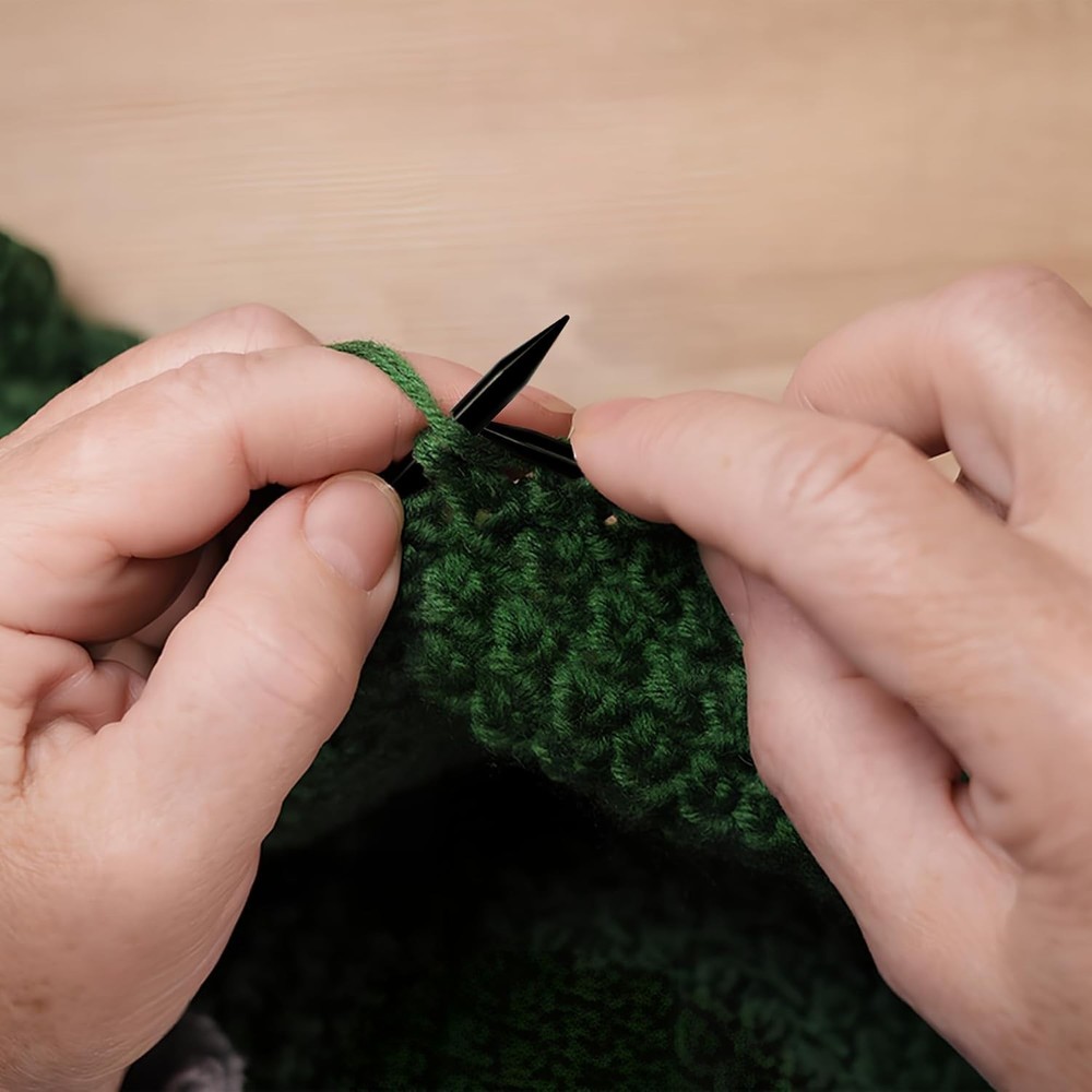 Elegant 9-Pair Interchangeable Circular Knitting Needles for Creative Projects