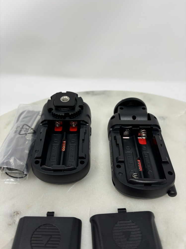 AODELAN FT-8 WIRELESS FLASH TIGGER SET TRANSMITTER & RECEIVER