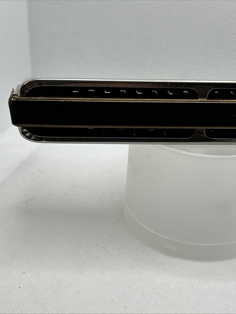Hohner Echo 2309/32 Tremolo Harmonica 2 1/2 Octaven