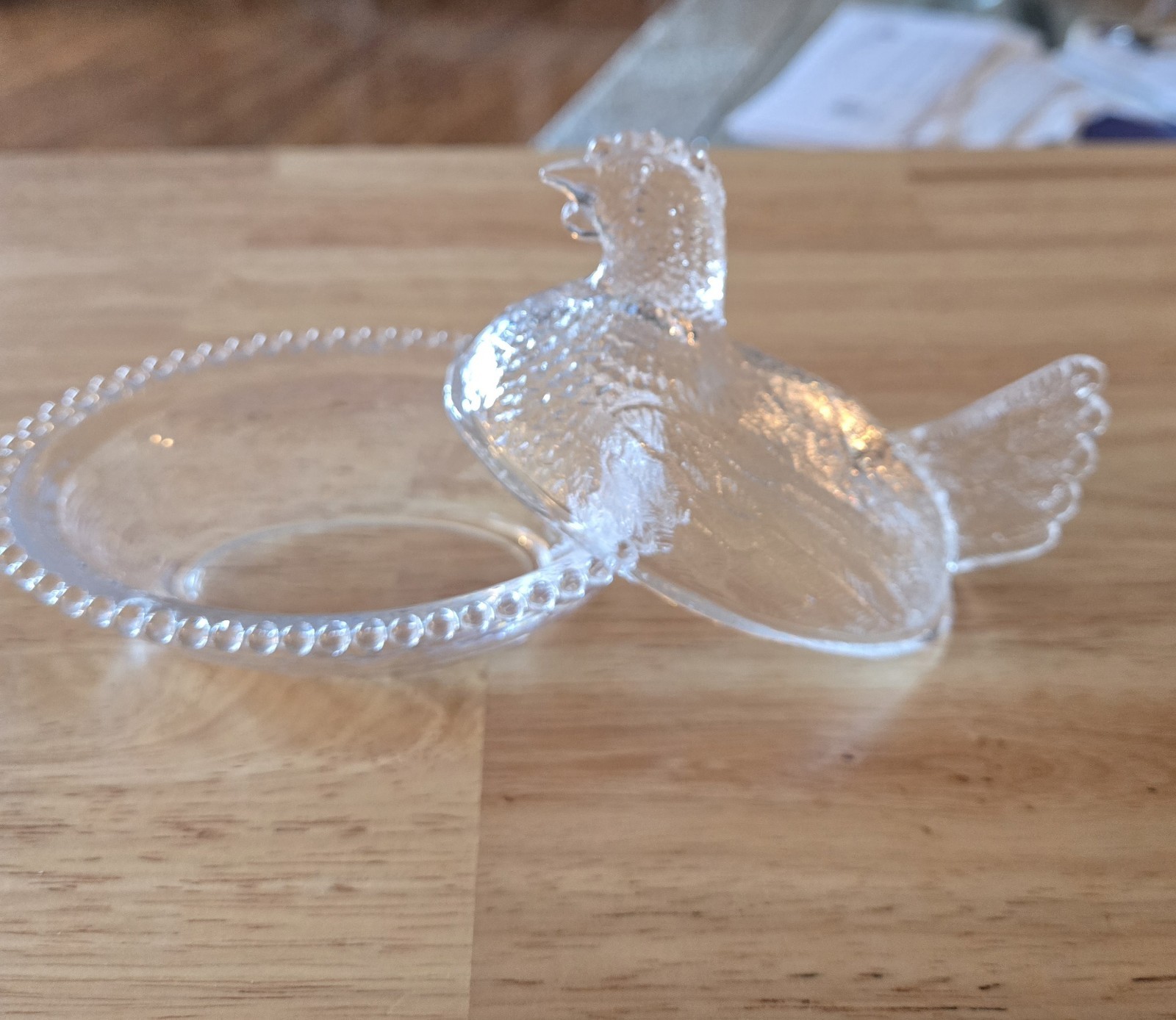 Beautiful Clear Glass Hen on a Nest Measures 5.5 Inches Long