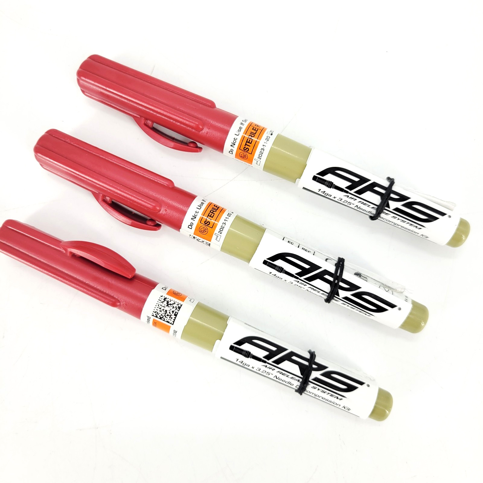 3 x NAR Decompression Needle 14ga x 3.25" ZZ-0056 Expire 11/2028