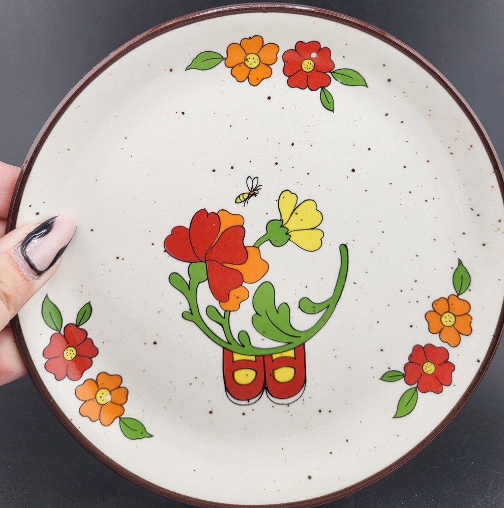 Vintage Interpur Fred Roberts Whimsical Red Shoes Plate