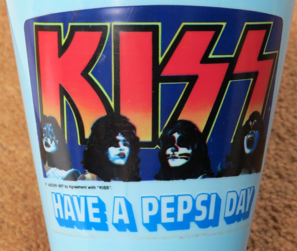 KISS BLUE PEPSI SCREAM MACHINE CUP AUCOIN 1977