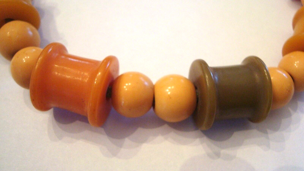 Vintage Bakelite Thread Spools and Bakelite Beads