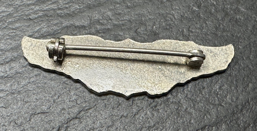 WWII HOMEFRONT SERVEL WAR WORKER WINGED PIN M698