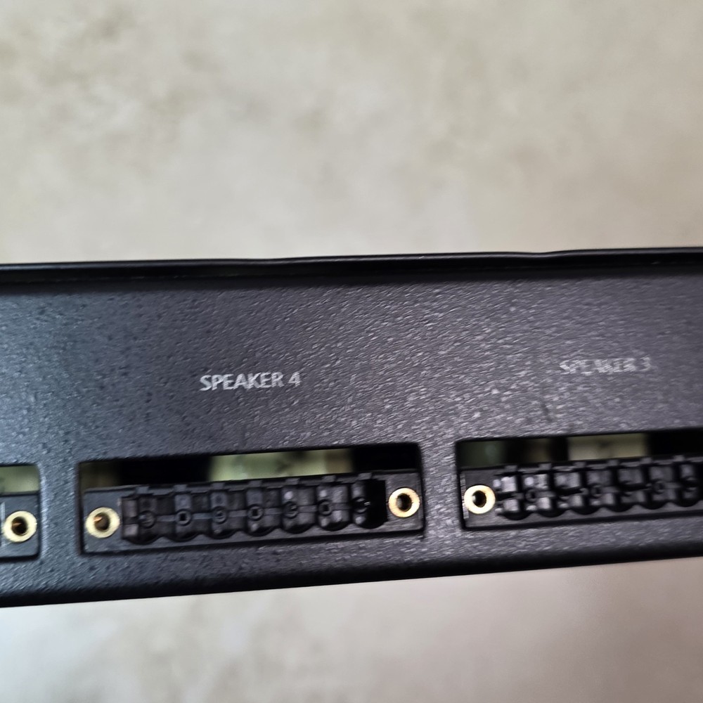 Niles SSVC-6 Speaker Selector Volume Control System 6 Zone Audio Switch