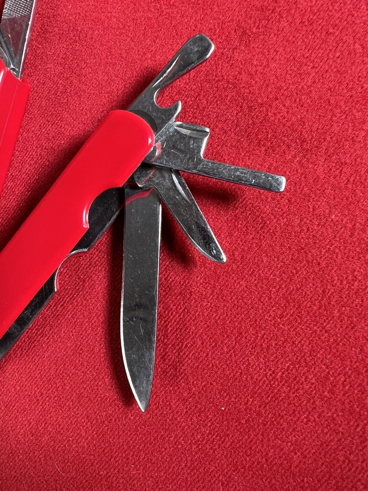 Coastal Asphalt Multi Tool With Case