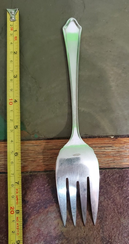 👌ONEIDA c1923 DUCHESS PATTERN SILVERPLATED MEAT 🥩 SERVING FORK