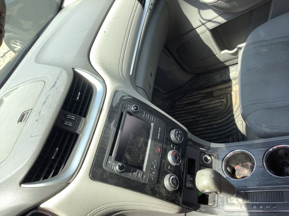 TRAVERSE 2017 Glove Box 4735362