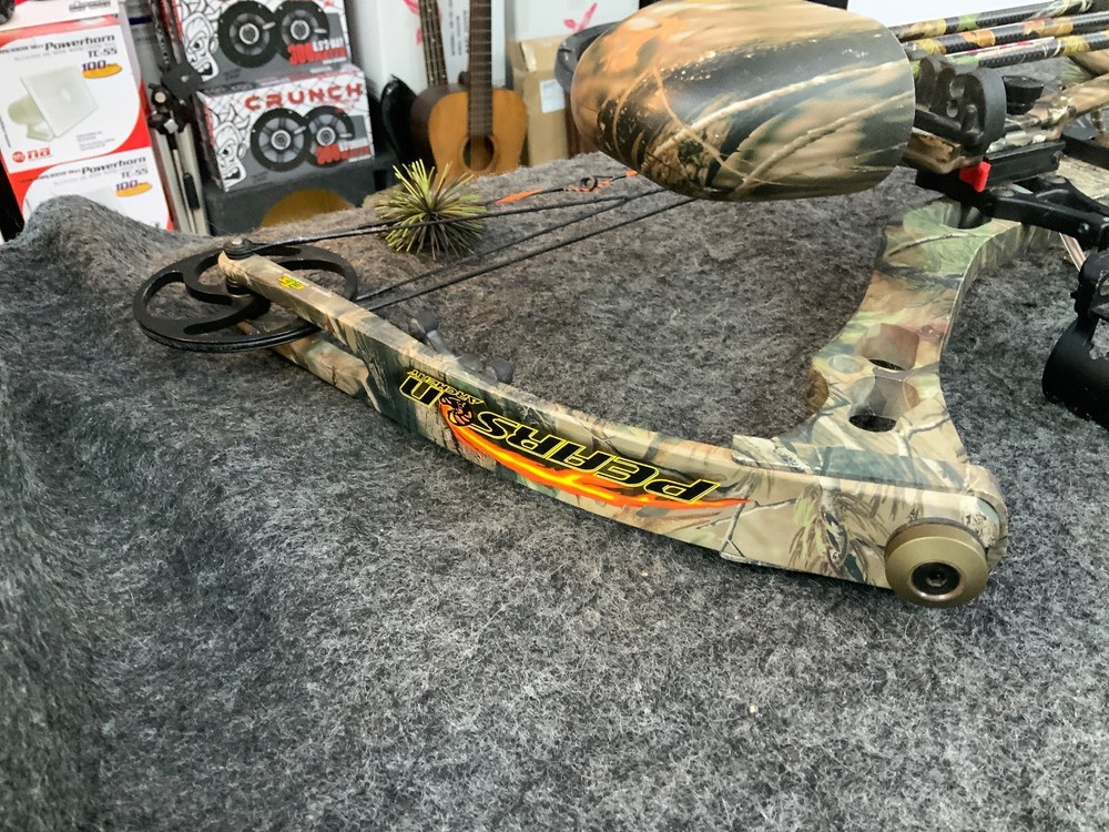 Ben Pearson Archery Bow