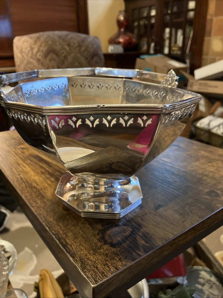 Gorham Decorative Basket w/ Handle Silver Plate #5600, 8”x6.5”x4.5”