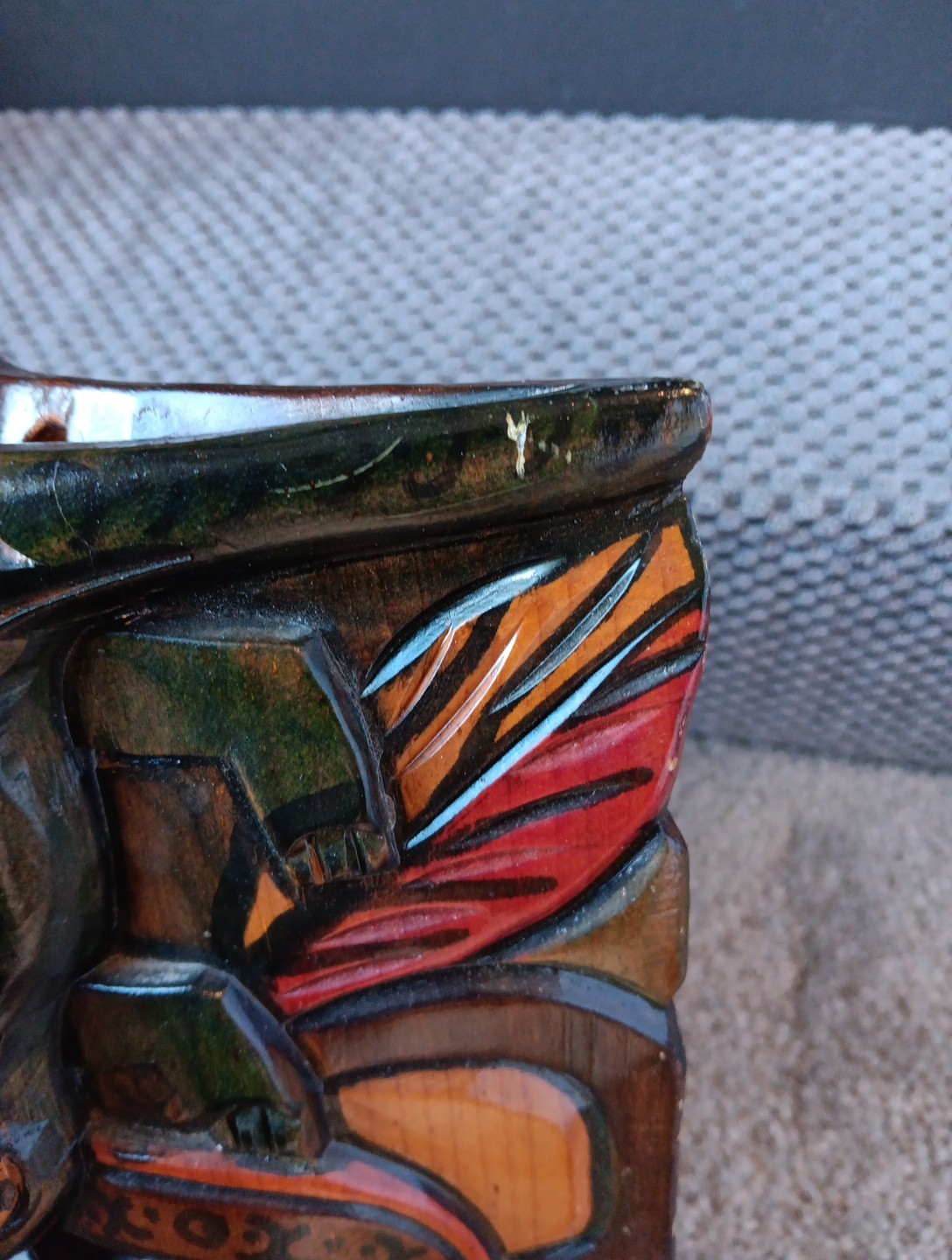 Handcarved Painted Tribal Aztec Mayan Wall Hanging 9x6 With Lizard, Iguana 3D