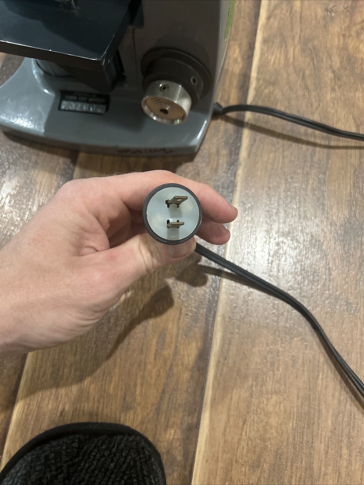 AMERICAN OPTICAL CORP SIXTY 3 Objective Laboratory BULB Microscope WORKING