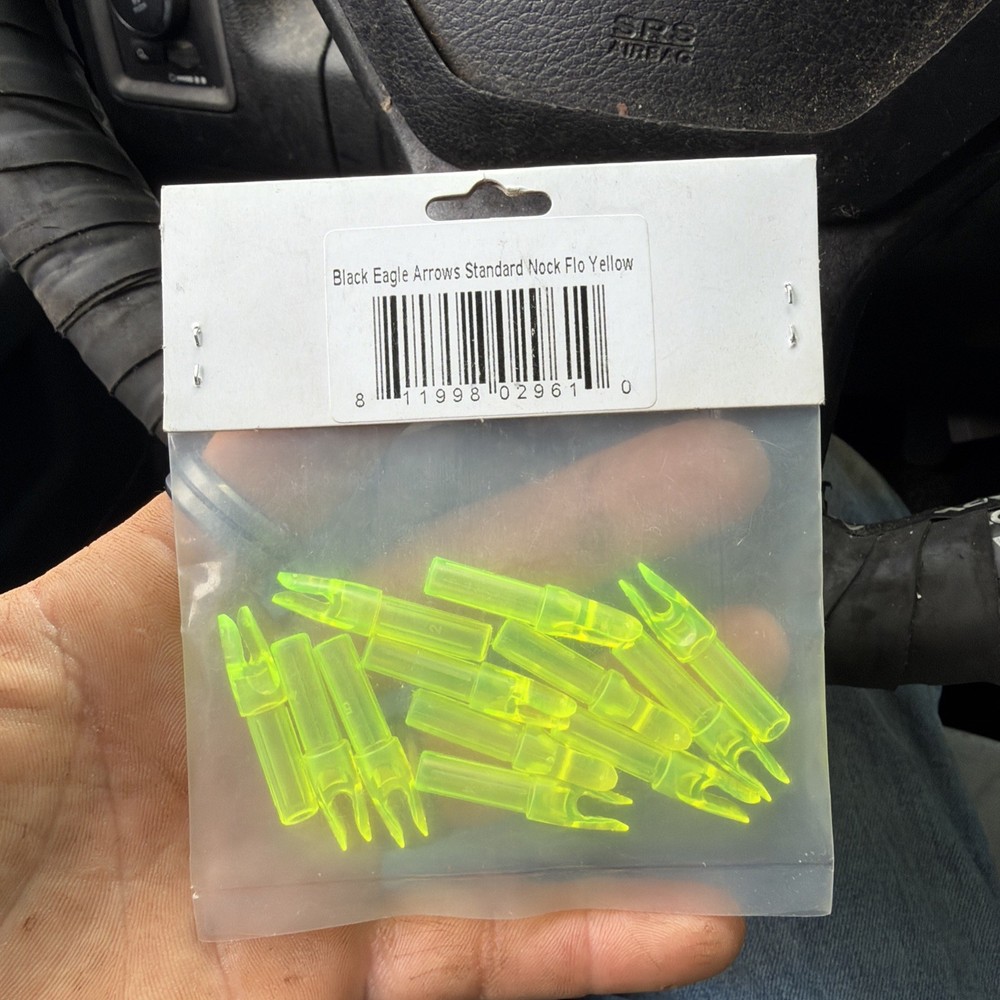 Black Eagle Standard Nocks - flo yellow - 12pk - never opened