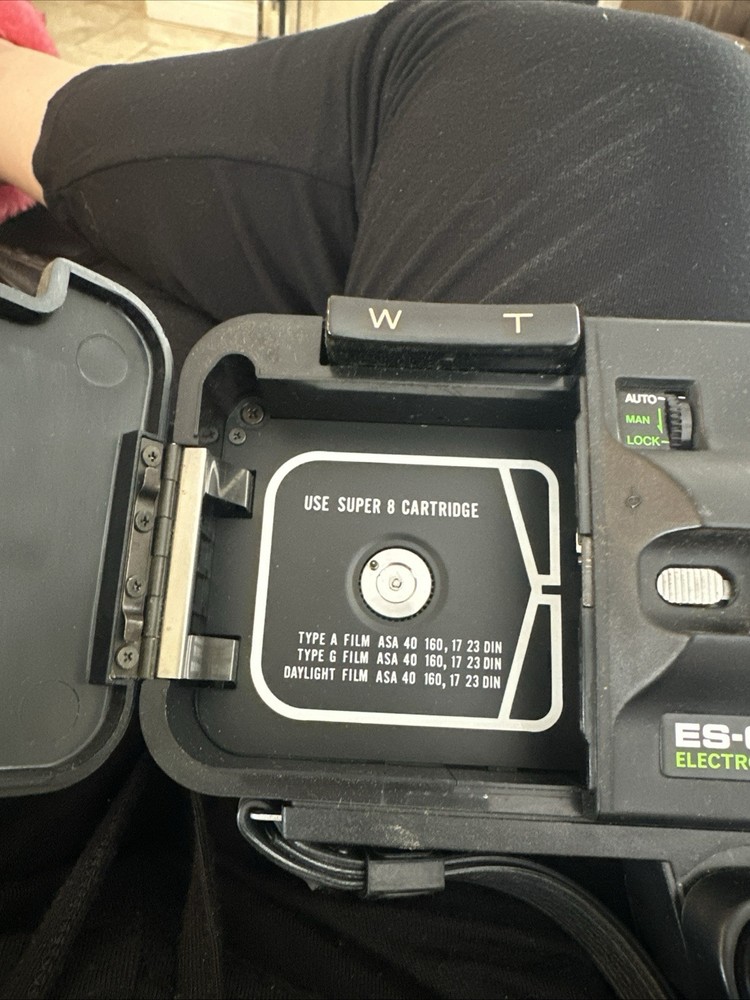 Sankyo ES-66XL Electronic System Camcorder Bundle With Bag And Instructions