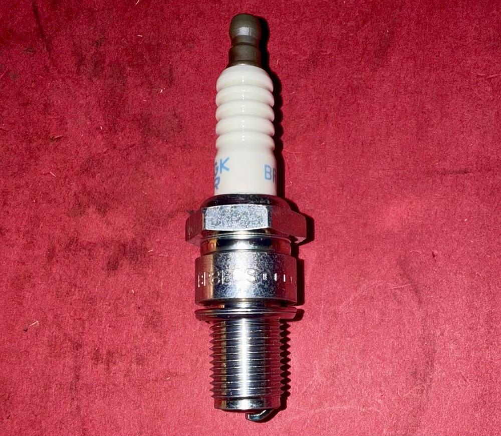 NGK BR8ECS SkiDoo spark plug new