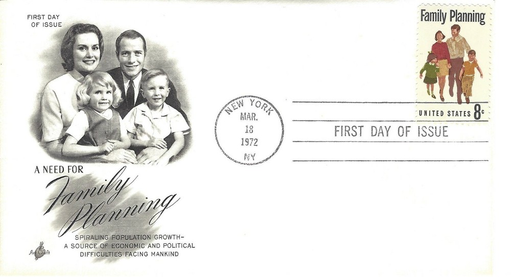 STAMP US SCOTT 1455 "Family Striding Forward" 8 CENT 1972 FDC - A