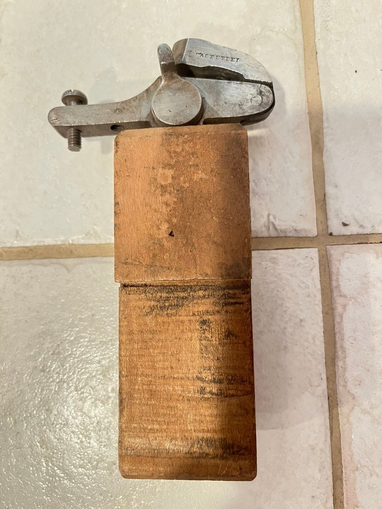Vintage hammer strike SAW SET