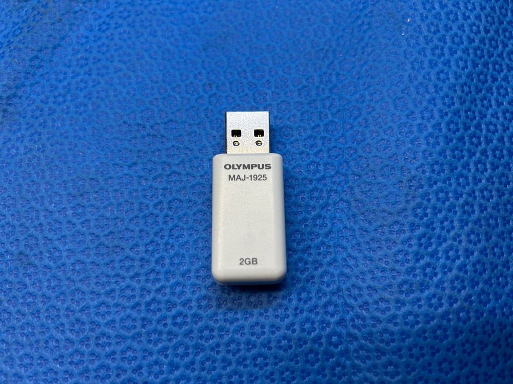 Olympus CV-170 Video Processor/Light Source