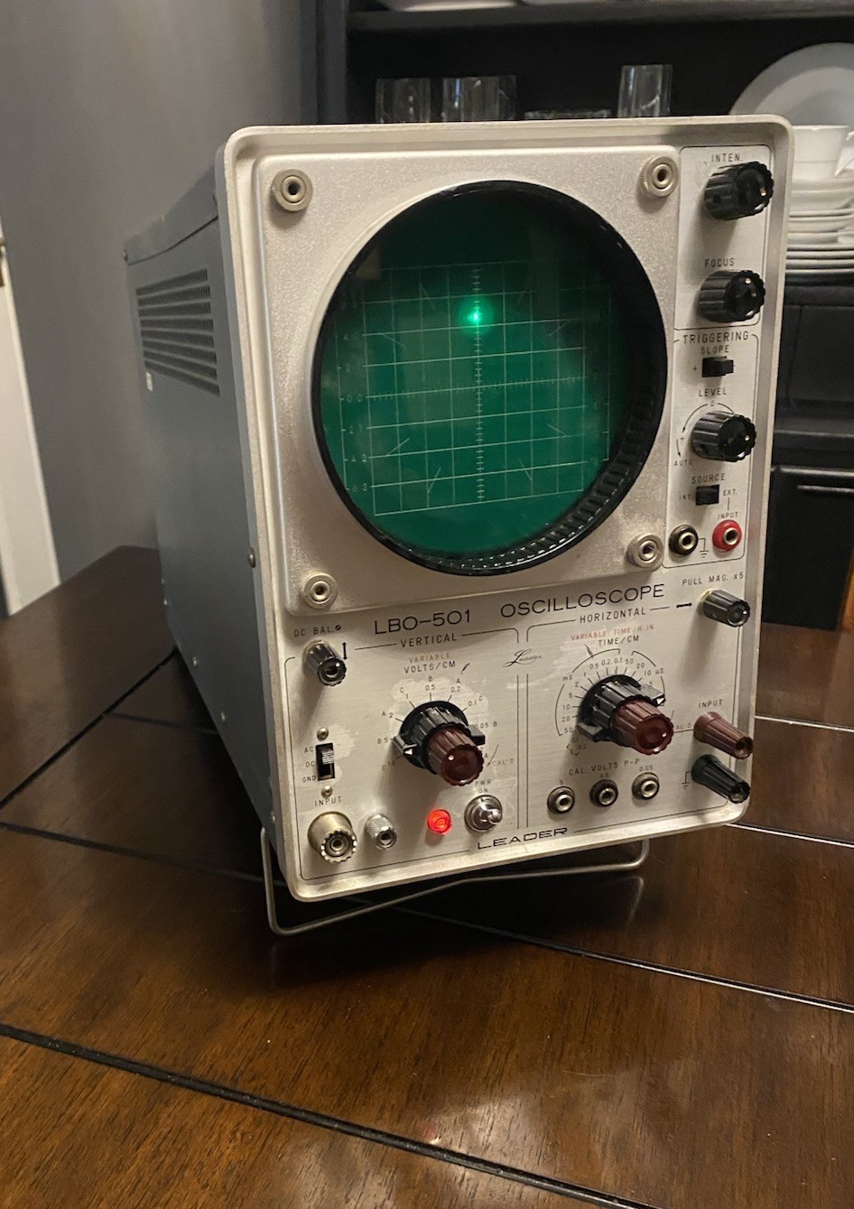 Vintage Working Leader Electronics Corporation LBO-501 Oscilloscope - Japan