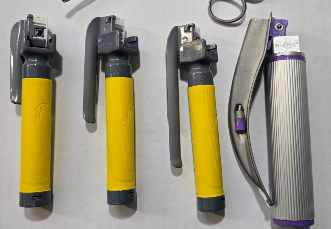 Flexicare Laryngoscope Miller#00,0,1 Mac#3 Blades W- Handle Magill Set of 3