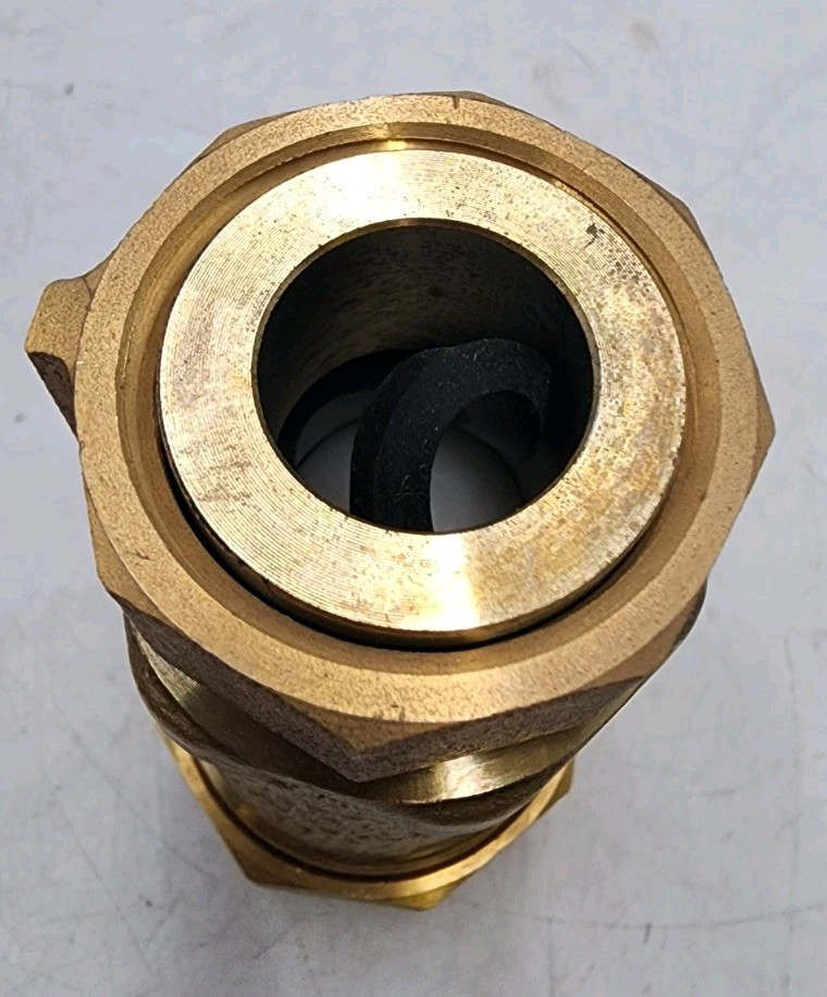 Zurn Wilkins 1UFMX34UF-700XL Dual Check Valve Outlet 3/4" FNPT / Inlet 1" FMTC