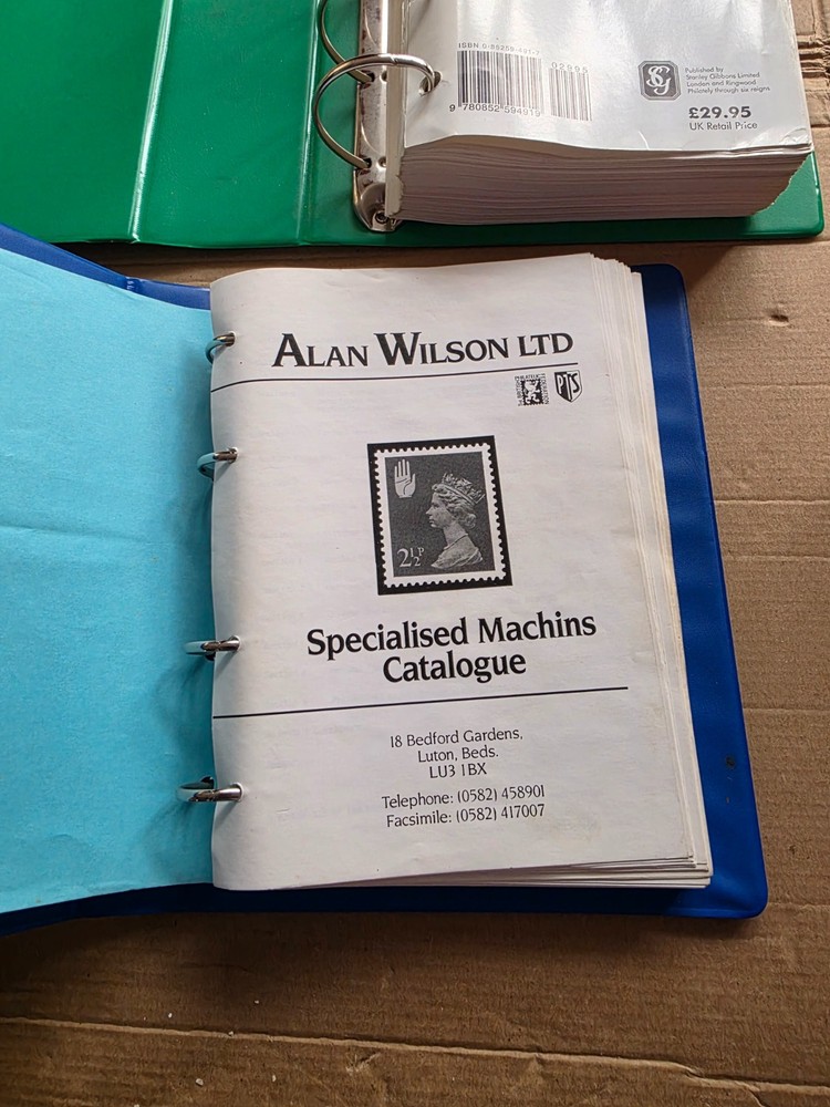 Stamp Catalogues Gibbons GB Vol 4 QEII 9th 7th 6th Edition Alan Wilson Machins