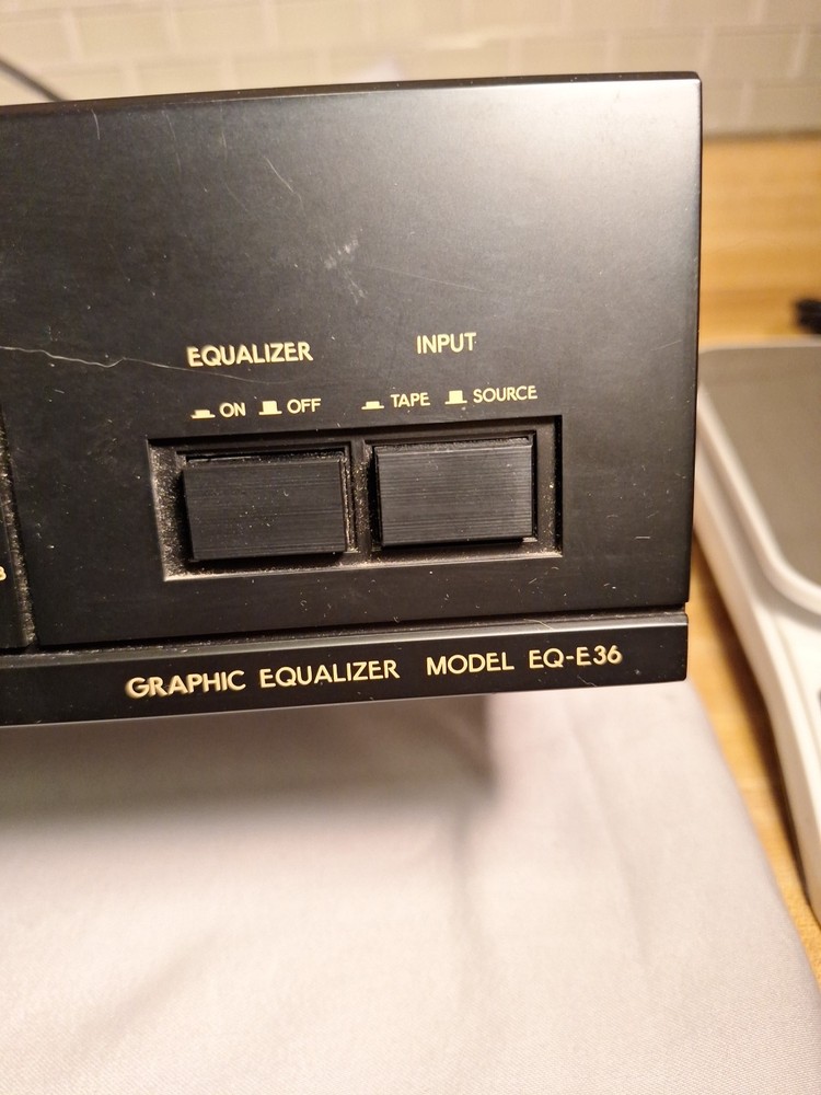 Vintage Toshiba Stereo Graphic Equalizer Model EQ-E36