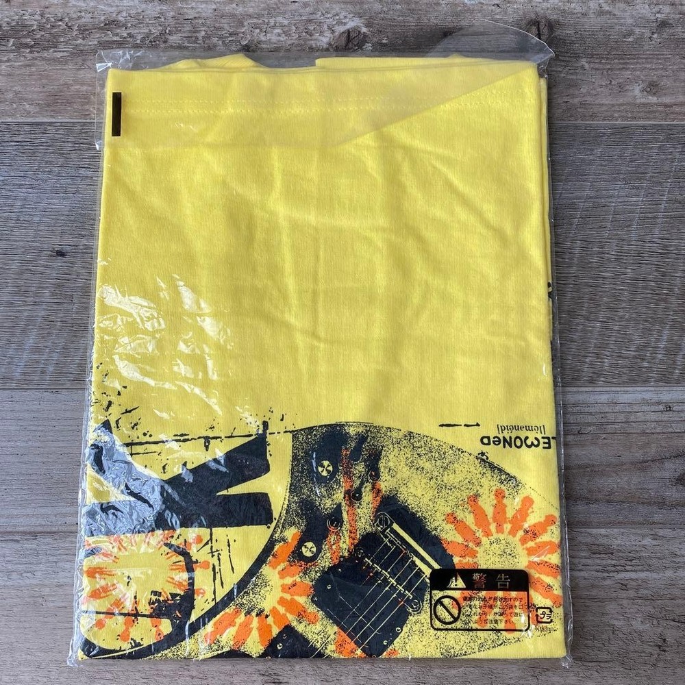 hide Tshirt lemonade yellow