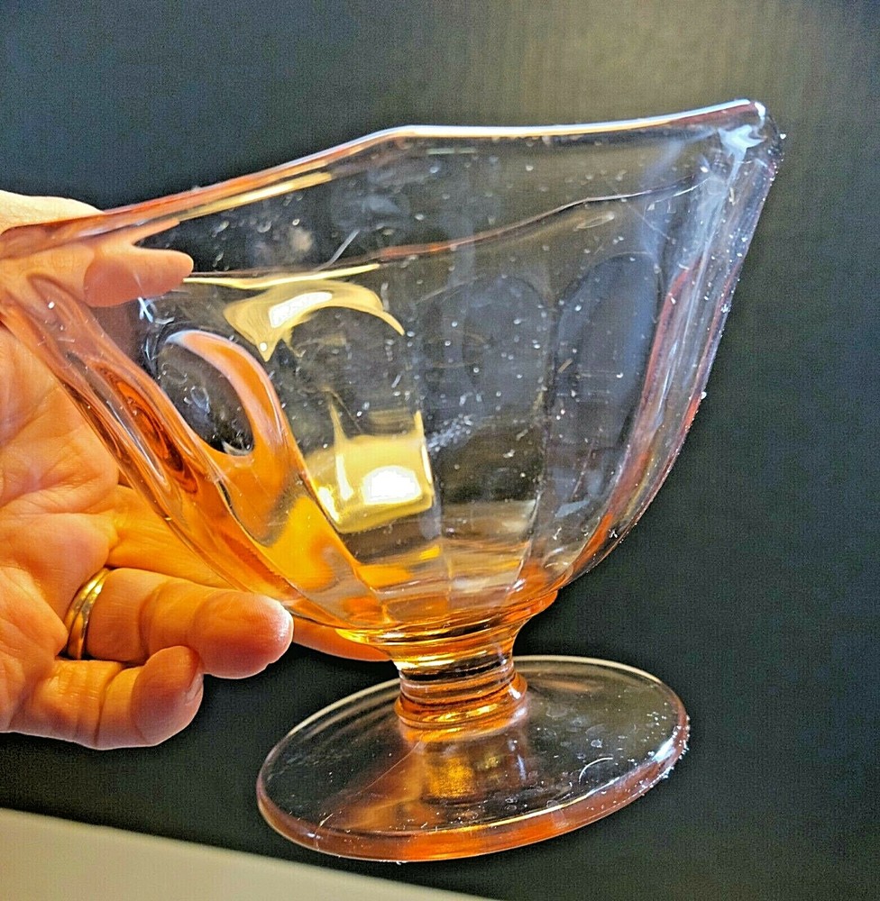 PINK DEPRESSION CANDY DISH PEDESTAL